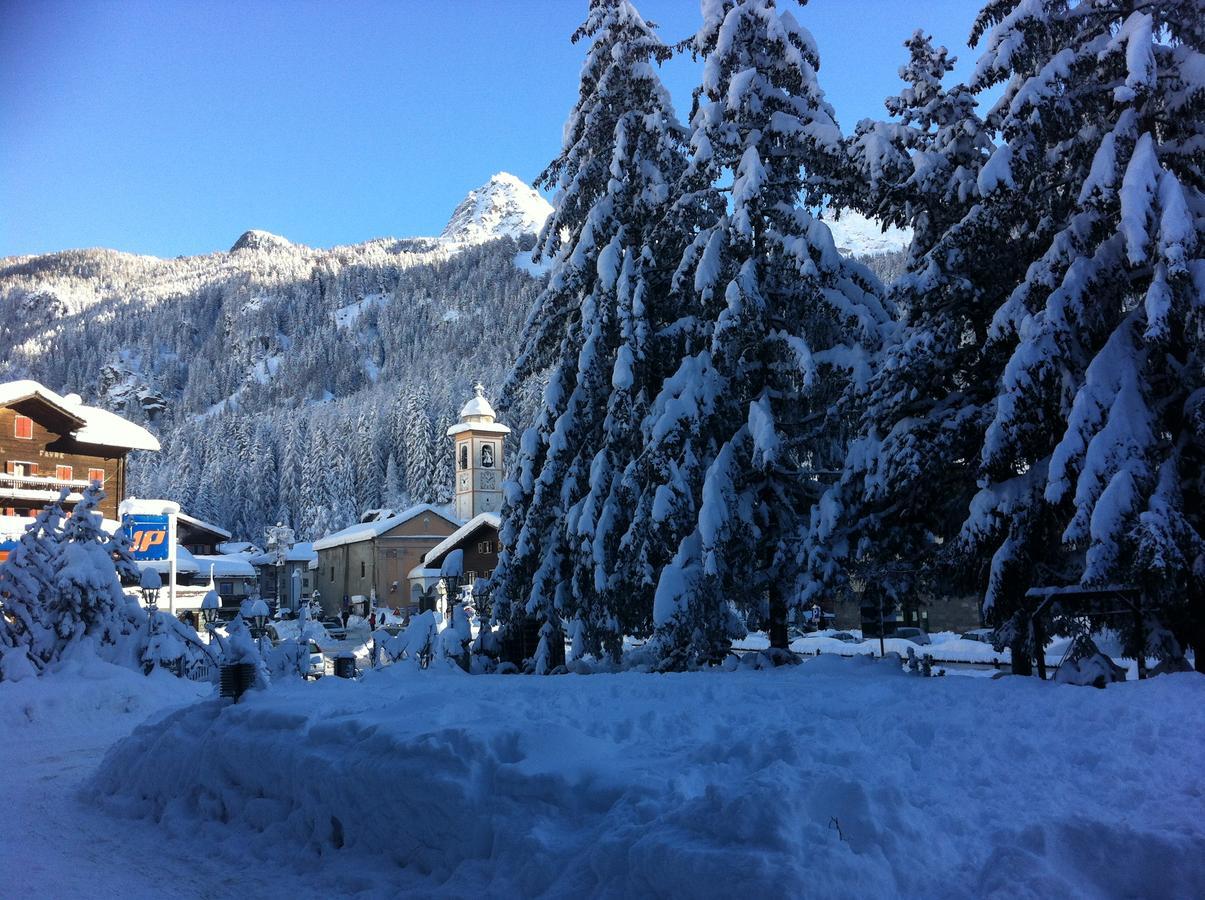 Hotel Relais Des Glaciers - Adults Only Champoluc Exterior photo