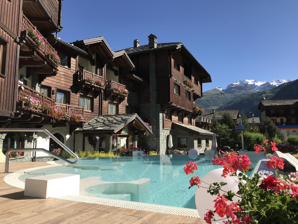 Hotel Relais Des Glaciers - Adults Only Champoluc Exterior photo